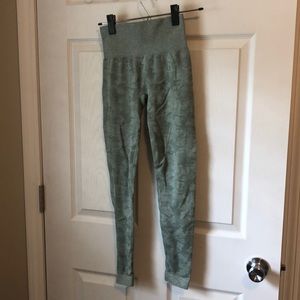 Green Camo Gymshark Leggings XS